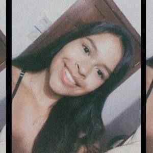 Meet your Posher, Roxana